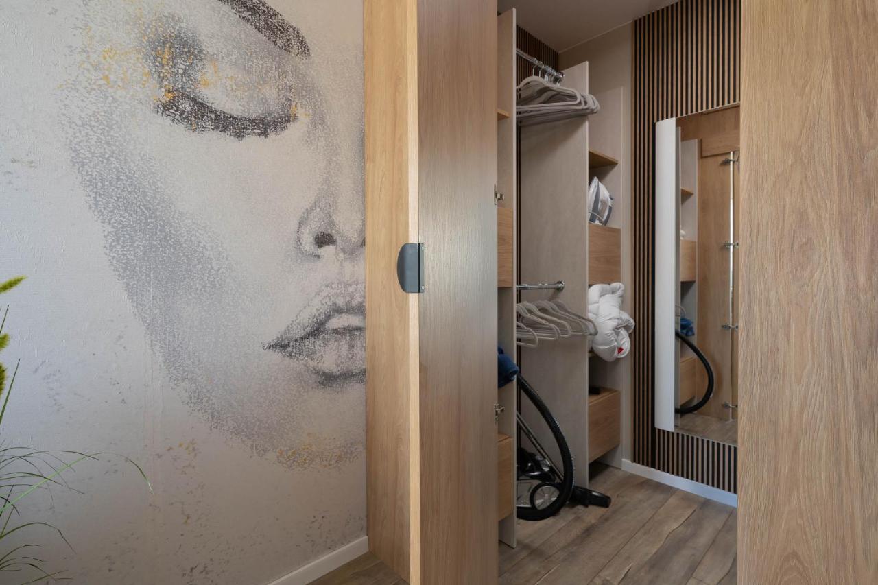 Appartamento Ina Rent - Przystan Letnica Danzica Esterno foto